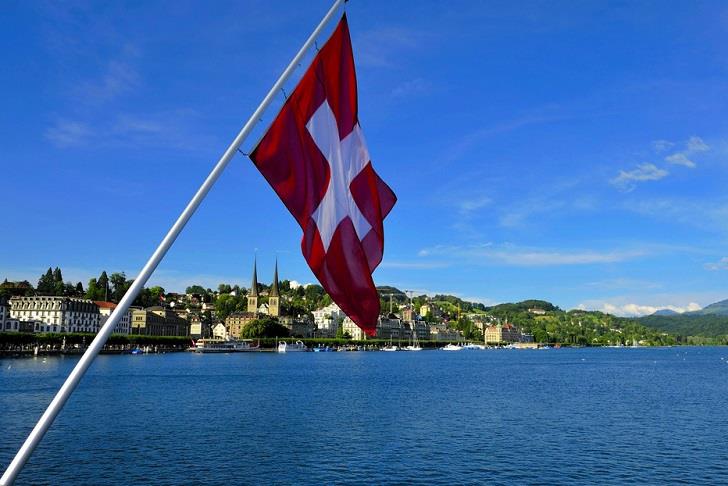 瑞士Sylvac新工廠落成，丹青公司應邀參加